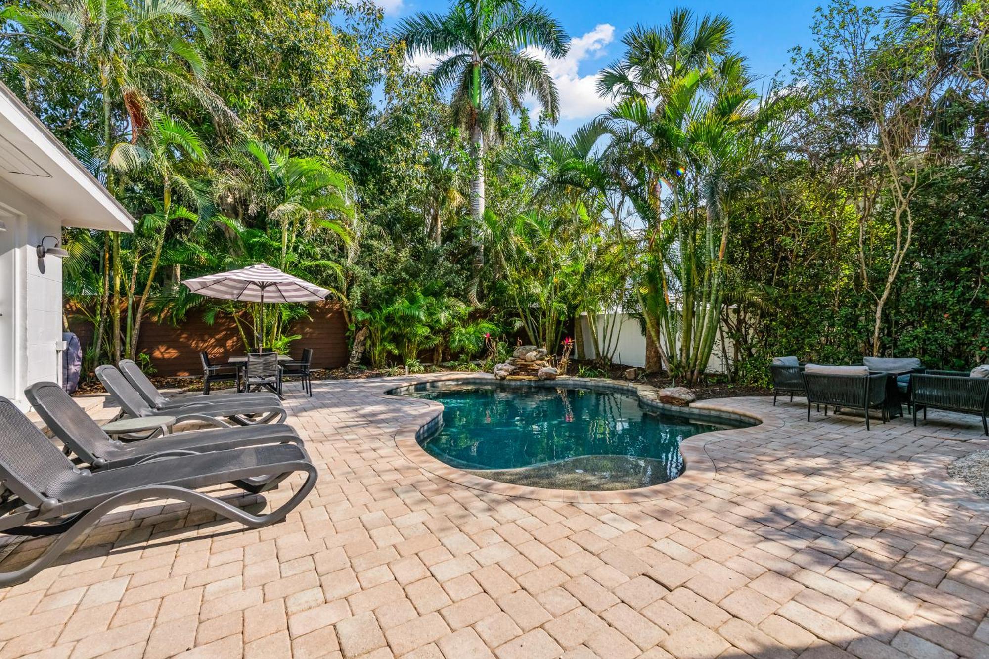 Sandy Pants - Designer Beach Chic Home Steps To Beach Backyard Oasis W Heated Pool Анна-Мария Экстерьер фото